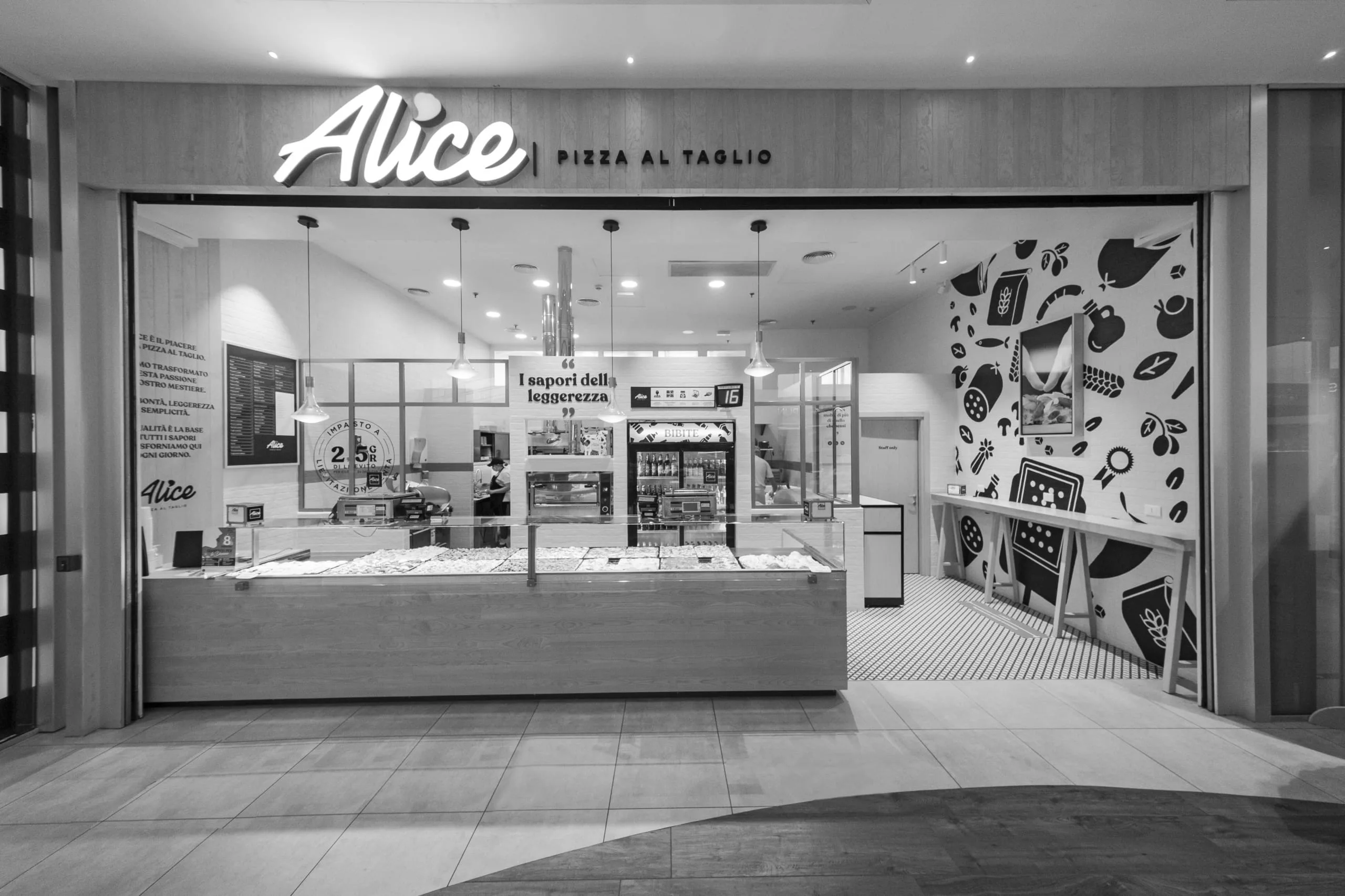 AlicePizza_003
